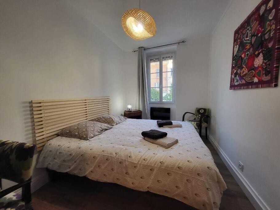 O Bon'Endroit - Appartement Confort - Centre Ville Vienne  Eksteriør billede