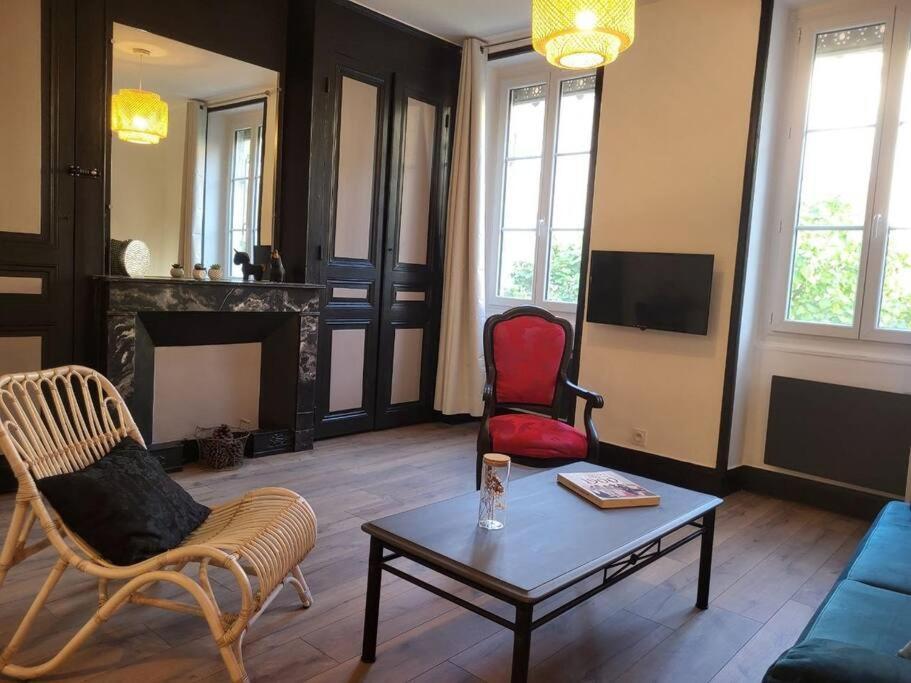 O Bon'Endroit - Appartement Confort - Centre Ville Vienne  Eksteriør billede